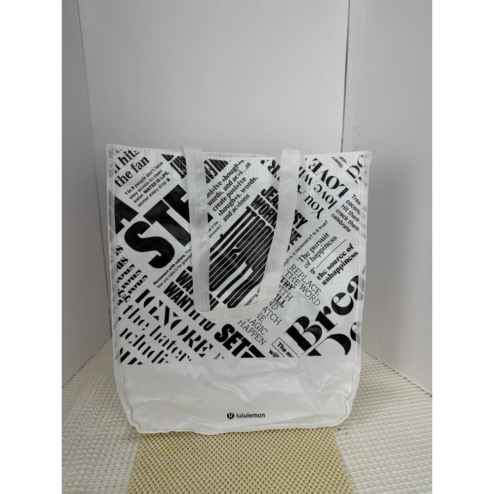 Lululemon Athletica Reusable Shopping Tote Bag L Manifesto Print White Black EUC